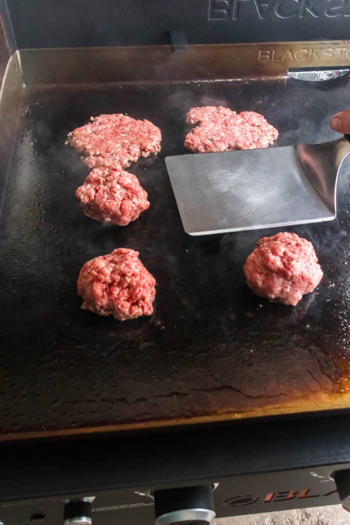 Blackstone Griddle Juicy Smash Burger Recipe Home Fresh Ideas