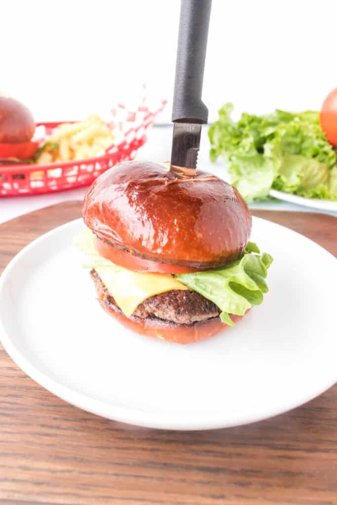 Basic smash burgers with weber gourmet burger seasoning and brioche buns :  r/blackstonegriddle