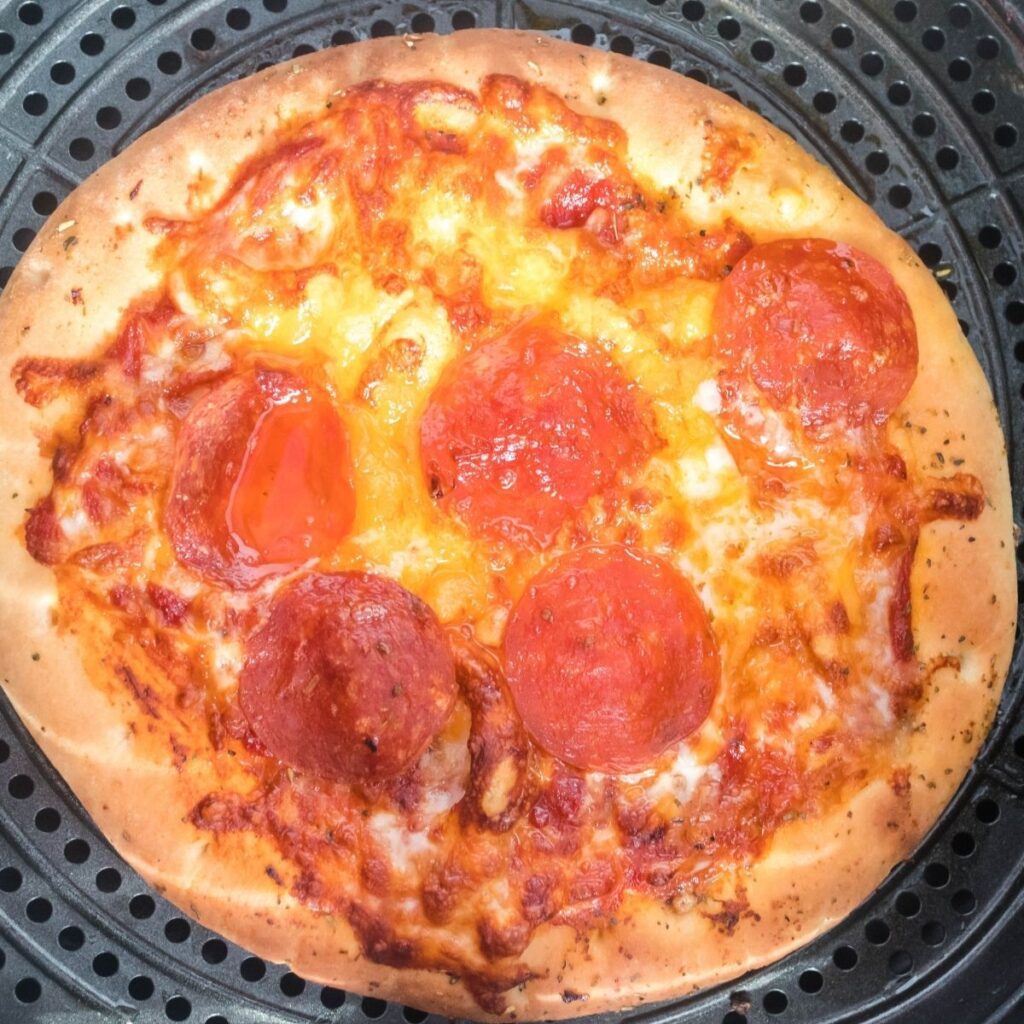 personal pan pizza ready to serve.