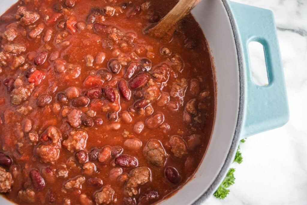 30 minute stovetop chili in a dutch oven