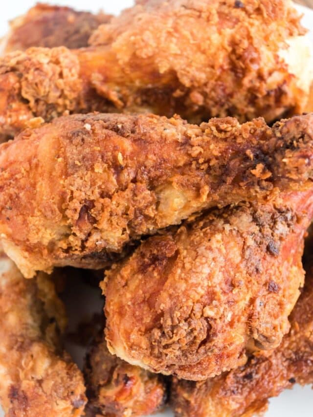 stack of fried chicken drumsticks