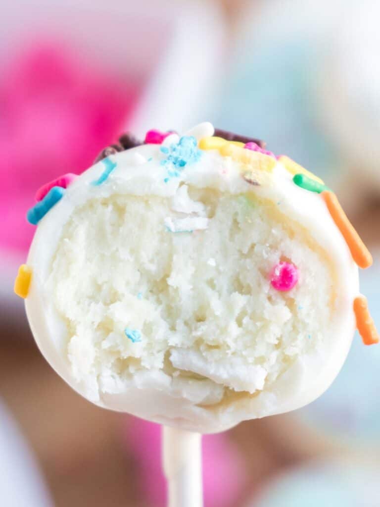 white cookie ball