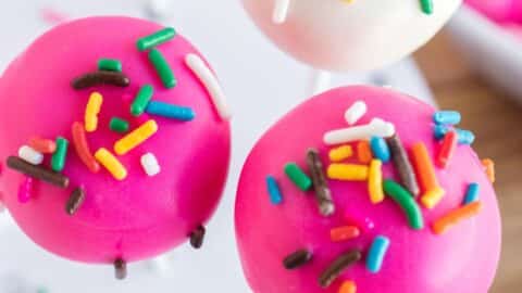 Better than Starbucks Cake Pops (No-Bake Lofthouse Cookies)