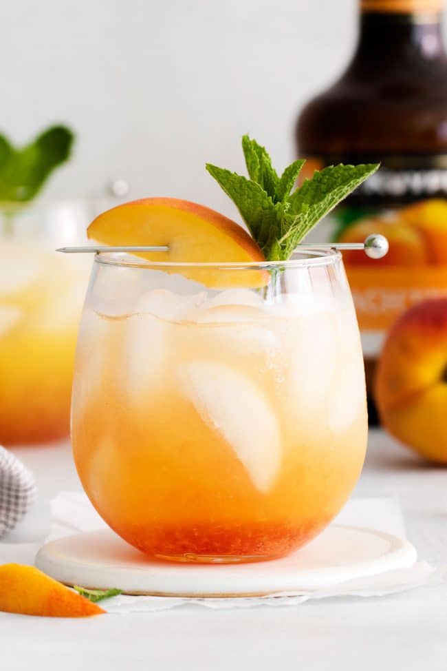 georgia peach cocktail